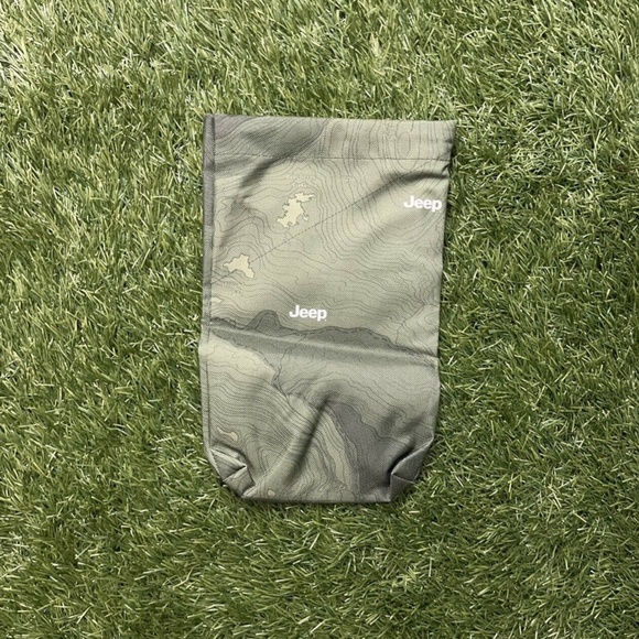 2020 Jeep Grand Cherokee Owners Manual - Picture 11 of 11